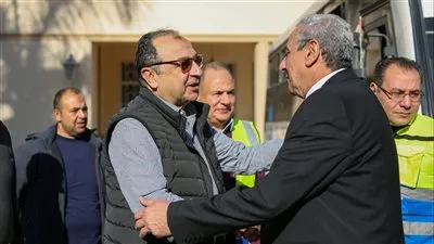 وزير قطاع الأعمال يلتقي محافظ الغربية في مستهل زيارته لشركة مصر للغزل والنسيج بالمحلة الكبرى