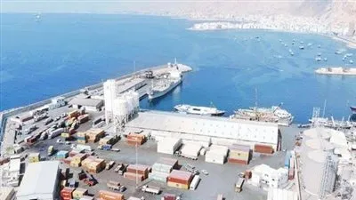 ميناء المكلا: السفن تخضع لتفتيش دقيق ولا نشاط غير اعتيادي