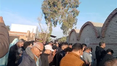 أهالي بنها يشيعون جثمان طالب قتل على يد صديقه بسبب الغيرة الدراسية