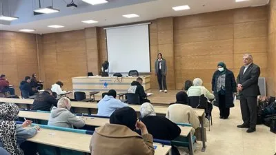 رئيس جامعة بنها الأهلية يتفقد امتحانات الفصل الدراسي الأول