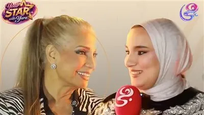 سوسن بدر مع يارا أحمد: أسماء جلال موهبة استثنائية وريهام حجاج سر النجاح والاهتمام بأدق التفاصيل