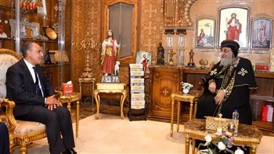 وزير الخارجية يهنئ قداسة البابا تواضروس الثاني بمناسبة عيد الميلاد المجيد