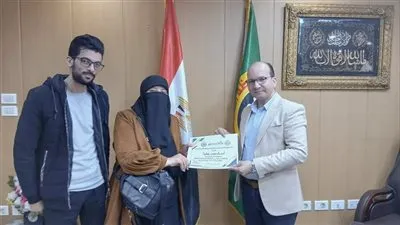 وكيل صحة الدقهلية يكرّم المتفوقة في برنامج دعم الحياة المتقدم ويشيد بجهود كوادر الرعاية الحرجة