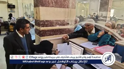 رئيس مدينة مرسي مطروح: تطوير الاداء والاستماع لمقترحات المواطنين لتحسين مستوي خدمات المركز التكنولوجي