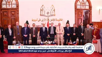 المنشاوي يهنئ القس باسم عدلي راعى الكنيسة الإنجيلية الأولى بأسيوط بعيد الميلاد المجيد