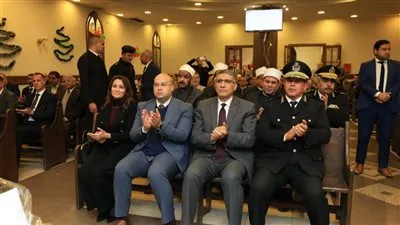 محافظ الجيزة يزور مقر الكنيسة الإنجيلية بالجيزة للتهنئة بعيد الميلاد المجيد