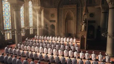 سنن يوم الجمعة.. لماذا حث النبي على الغسل والتبكير للصلاة؟