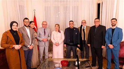 السفير التركي في القاهرة يبحث سبل تعزيز التعاون السياحي مع الجانب المصري