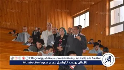 نائب رئيس جامعة الأزهر يتفقد امتحانات الفصل الدراسي الأول بكلية الطب البيطري بأسيوط