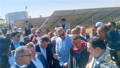 قيادات اقتصادية وتنفيذية تتفقد مشروعات تنموية وزراعية بنصر النوبة لتعزيز التنمية المستدامة وتمكين المزارعين