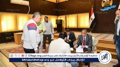 محافظ الفيوم يوجه بدراسة شكوى عدم توصيل الكهرباء لمنازل أهالي عزبة يونس الجديدة
