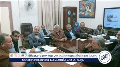 وكيل تعليم أسيوط يناقش ضوابط لجان تقدير الدرجات لامتحانات الشهادة الإعدادية 