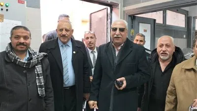 مدير تعليم القليوبية يتابع انطلاق توزيع أسئلة امتحانات الشهادة الإعدادية