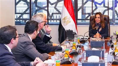 منال عوض توجه بالانتهاء من دراسة تقييم الأثر البيئي لمشروع توليد الكهرباء من الرياح