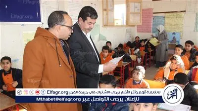 النحاس: يتابع انتظام امتحانات نهاية الفصل الدراسي الأول لصفوف النقل بسوهاج