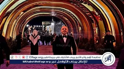 أنغام تتألق وعزيز الشافعي يحيي ليلة Joy Awards  بإطلالة أنيقة