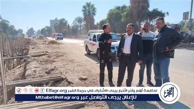 رئيس مركز ساحل سليم بأسيوط يتابع أعمال تطوير مدخل الترعة الفاروقية