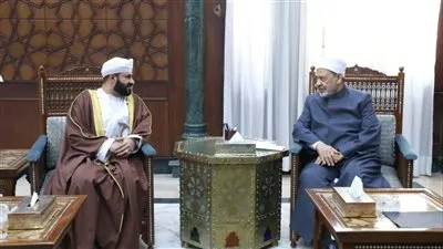 شيخ الأزهر يستقبل وزير الأوقاف العُماني ويبحثان تعزيز التعاون المشترك