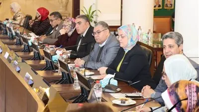 مجلس التعليم والطلاب بجامعة الإسكندرية يثمن انتظام امتحانات الفصل الدراسي الأول