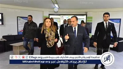 محافظ أسيوط ونائب وزير الاتصالات يتفقدان مركز خدمات مياه الشرب بحي غرب