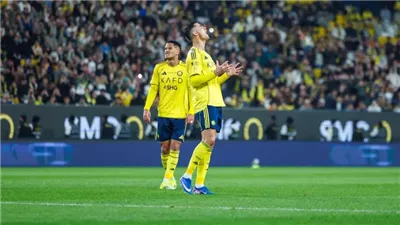 الدوري السعودي.. بث مباشر دون اشتراك النصر بقيادة الدون يواجه ضمك شاهد مجانًا الآن 
