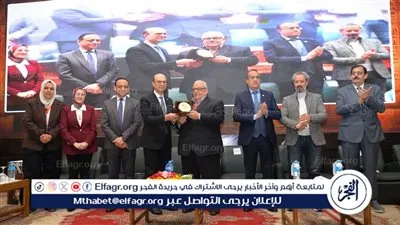 رئيس جامعة أسيوط يشهد افتتاح المؤتمر العلمي السنوي لقسم الأمراض الجلدية