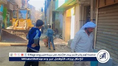 محافظ أسيوط: تطوير شوارع بمدينة منفلوط بتركيب بلدورات وبلاط إنترلوك للأرصفة