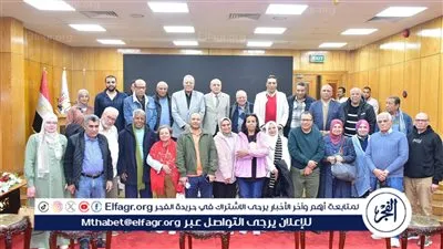 محافظ الأقصر يلتقي وفد نقابة الصحفيين المصريين ويستعرض إنجازات المحافظة