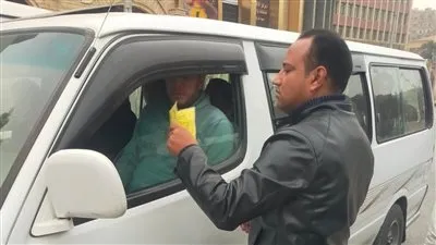 ضبط 40 مخالفة لسائقي السرفيس لتقسيم خطوط السير وتحصيل أجرة أعلى من المقررة بالجيزة