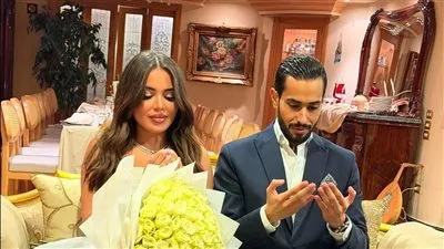 الممثل الشاب حسن الديب يحتفل بقرأءة الفاتحة على فتاة من خارج الوسط الفني 