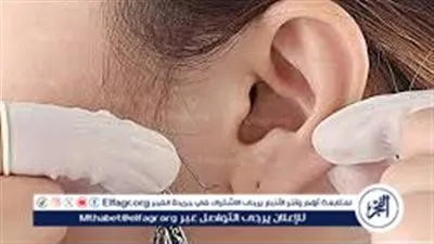 لماذا تنبعث رائحة كريهة من الأقراط؟ الأسباب والحلول الفعّالة للحفاظ على صحة الأذن