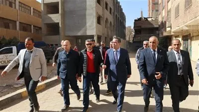 محافظ الجيزة يتفقد المشروعات التعليمية الجارية بمدينة الحوامدية لتفتيت الكثافات الطلابية