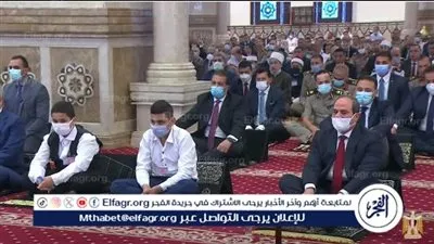 الرئيس عبد الفتاح السيسي أدى صلاة الفجر بالأكاديمية العسكرية وشارك طلبتها الطابور الصباحي والإفطار