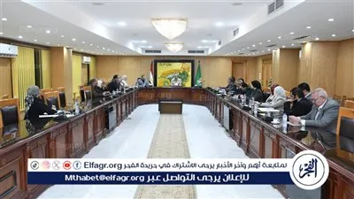 خلال اجتماعه الدوري مع أعضاء مجلسي النواب والشيوخ.. محافظ الفيوم يناقش عددًا من مشكلات المواطنين 