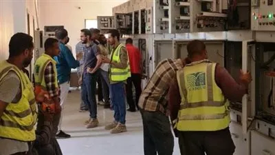 محافظ أسوان يتابع جهود جهاز التعمير لاستقرار الشبكة الكهربائية بقرى «حياة كريمة» بإدفو