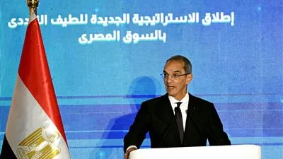 توقيع أكبر صفقة ترددات شهدها قطاع الاتصالات المحمولة فى مصر منذ نشأته