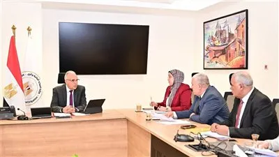 الري: لقاء النواب بشكل دوري للتعرف على مقترحاتهم والتوجيه بدراسة طلبات المواطنين