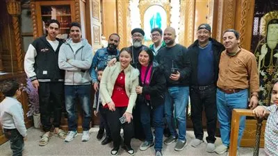 للعام ال ٣٦ على التوالي دون انقطاع.. نزول الزيت من أيقونة السيدة العذراء مريم بكنيسة الأنبا بيشوي ببورسعيد