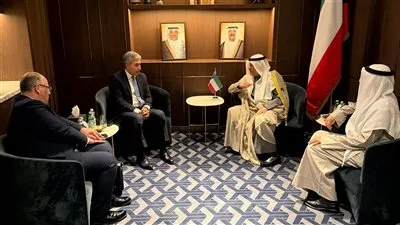 وزير السياحة والآثار يلتقي مع وزير الدولة لشئون الاتصالات وتكنولوجيا المعلومات الكويتي