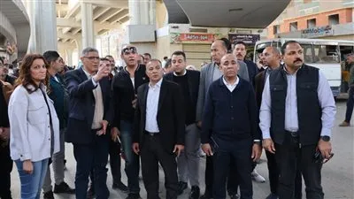 محافظ الجيزة يتفقد أعمال تطوير ورصف شارع ناهيا بدءًا من محور الفريق كمال عامر وحتى الطريق الدائري