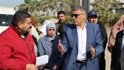 محافظ الجيزة يتفقد أعمال تطوير ورصف طرق المنطقة الصناعية والاستثمارية بأبو رواش