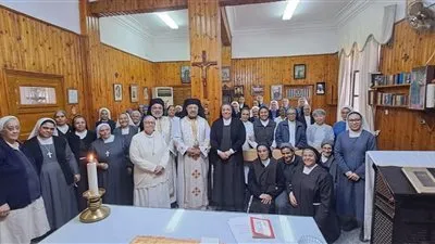 غبطة البطريرك الأنبا إبراهيم إسحق يلتقي راهبات إيبارشية طيبة