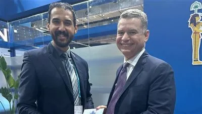 قمة الذكاء الاصطناعي «Ai Everything» تشهد توقيع كتاب تروما الصحافة الاقتصادية 