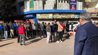 محافظ الدقهلية يتفقد سوق الحمام بمنطقة الشيخ حسانين بشارع بورسعيد بالمنصورة 