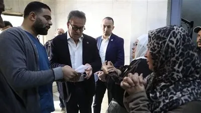 وزير الصحة يجري جولة مفاجئة بمستشفى السلام التخصصي في أول أيام رمضان ويحيل مدير المستشفى للتحقيق