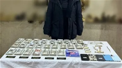 ضبط سيدة بالإسكندرية بتهمة النصب على مواطنين بزعم استيراد سيارات من الخارج