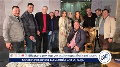 نجوم «عائلة مصرية جدًا» يتألقون في برنامج «رمضان كريم» احتفالًا بإنتهاء التصوير