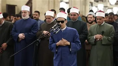 دخول المصلين المسجد قبل الإمام وأثناء صلاة الجمعة.. آداب وأهمية التنظيم