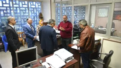 جولة لـ محافظ الدقهلية لتهنئة العاملين بالديوان بمناسبة شهر رمضان والتأكيد علي الانضباط وإنجاز الملفات الخدمية