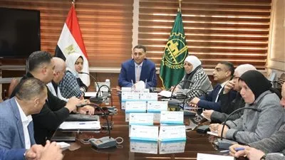 محافظ القليوبية يوجه بتسريع التقنين ورصف طريق طوخ–شبين القناطر ومتابعة الشكاوى ميدانيًا